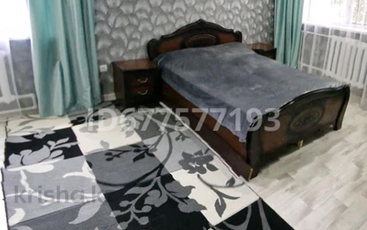 1-комнатная квартира · 31 м² · 1/5 этаж, Майкудук, 12й микрорайон 5 — Октябрьский район за 1 500 〒 в Караганде, Алихана Бокейханова р-н — фото 5