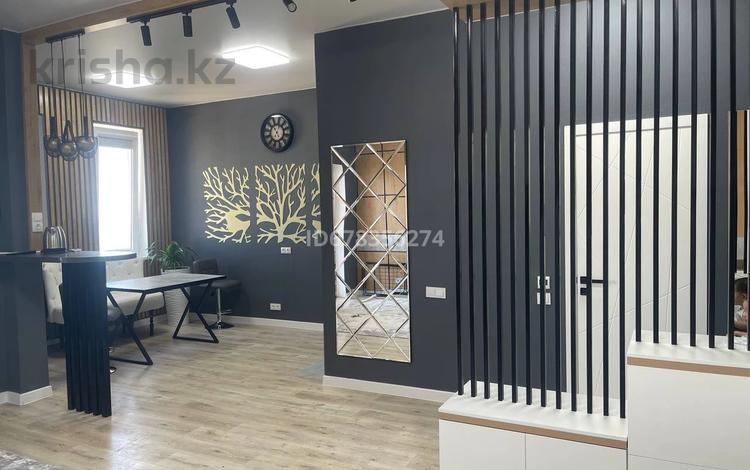 1-комнатная квартира · 51 м² · 11/14 этаж, 14 микрорайон №84 участок — Звезда Актау за 18 000 ₸ — фото 2