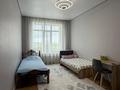 4-комнатная квартира · 130 м² · 4/4 этаж, Пр. И.Есенберлина 43/1 за 85 млн ₸ в Усть-Каменогорске — фото 8
