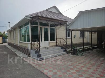 Отдельный дом • 5 комнат • 124 м² • 18 сот., Район Хутора, ул Абая 254 за 50 млн 〒 в Талдыкоргане