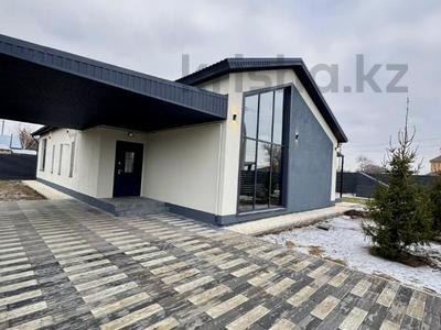 Жеке үй · 4 бөлме · 190 м² · 7.5 сот., Озерная, бағасы: 98 млн 〒 в Костанае