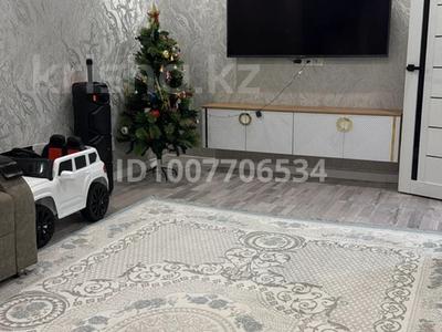2-комнатная квартира · 48 м² · 5/5 этаж, мкр 8 74 — Напротив ТД Мечта Дару клиника за 15.5 млн ₸ в Актобе