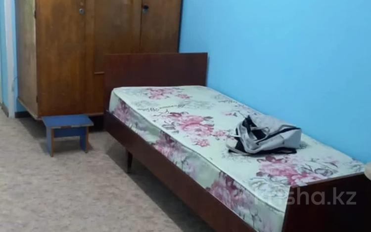 1-комнатная квартира · 30 м² · 2/4 этаж, 12-й микрорайон, Уалиханова 239 за 100 000 ₸ в Шымкенте, Енбекшинский р-н — фото 2
