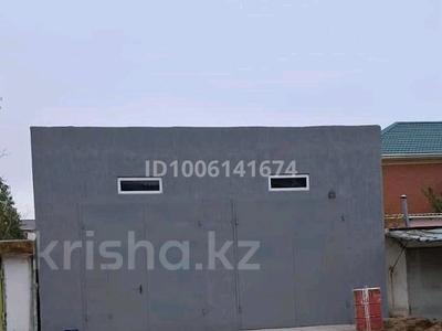 Гараж · 60 м² · Ул.Баймуханова — Напротив гостиницы РАШ, возле магазина Каланча., бағасы: 15 млн ₸ в Атырау