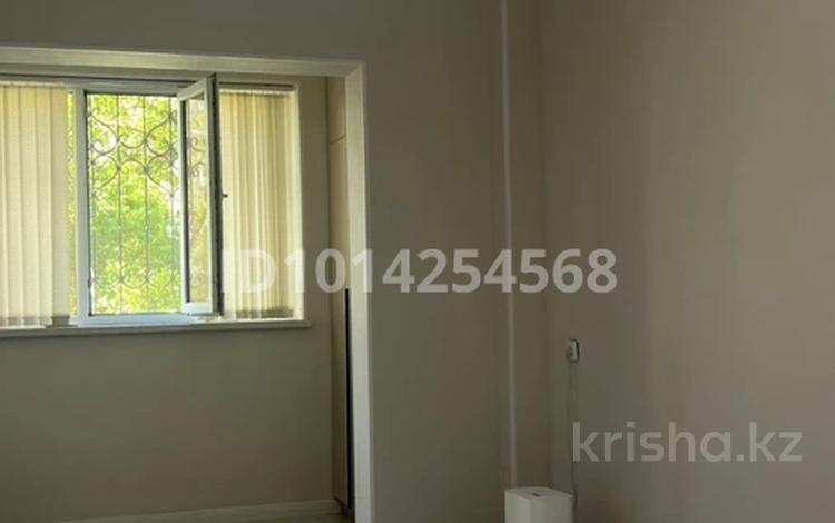 3-бөлмелі пәтер · 69.5 м² · 1/5 қабат, Нижний Отырар ш/а — Үй гиперхаус сауда үйінің артында орналасқан, бағасы: 35 млн ₸ в Шымкенте, Туран р-н — фото 2