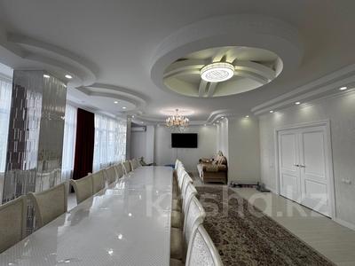 4-бөлмелі пәтер · 231.1 м² · 3/7 қабат, 10-ш/а. 2, бағасы: 88.8 млн ₸ в Актау, 10-й мкр