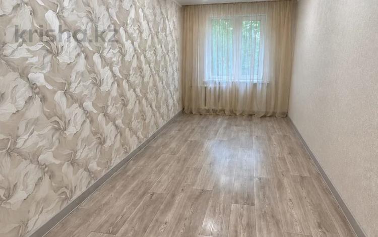 2-бөлмелі пәтер · 44.9 м² · 2/5 қабат, Сергея Тюленина, бағасы: 13 млн ₸ в Уральске — фото 2