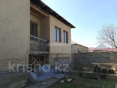 Отдельный дом · 10 комнат · 180 м² · 10 сот., мкр Самал-2, О.Мырзабеков 105 — 77 ші мектеп жақта за 60 млн 〒 в Шымкенте, Абайский р-н