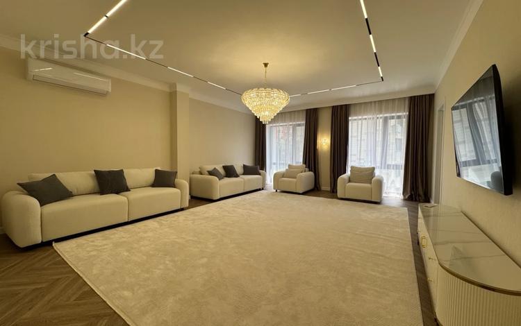 4-комнатная квартира · 240 м² · 4/5 этаж, Ушкемпирова 42 — Ушкемпирова - Жанакорган за 1.7 млн ₸ в Алматы, Бостандыкский р-н — фото 7
