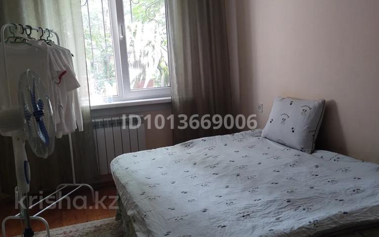 3-бөлмелі пәтер · 60 м² · 1/4 қабат, Юбилейный ш/а., Толеби Достык 30 — Проспект Достык Ленина, бағасы: 6 000 ₸ в Алматы, Медеуский р-н — фото 2