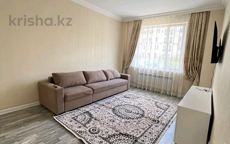 2-комнатная квартира · 60 м² · 2/8 этаж, Кабанбай Батыра 58Б за 330 000 ₸ в Астане, Есильский р-н — фото 2