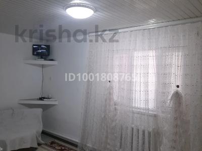 Отдельный дом · 2 комнаты · 70 м² · 10 сот., Махмуда Досмаганбетова 6/16 — С. Дамба за 12.5 млн 〒 в Атырау