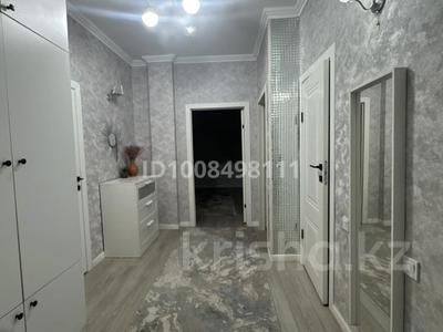 2-комнатная квартира · 80 м² · 8/8 этаж, Алтын ауыл 4 за 220 000 ₸ в Каскелене