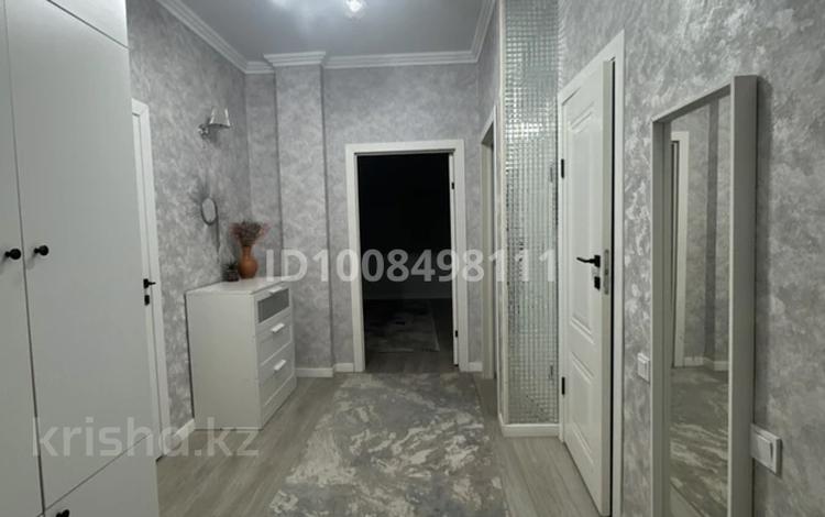 2-бөлмелі пәтер · 80 м² · 8/8 қабат, Алтын ауыл 4, бағасы: 220 000 ₸ в Каскелене — фото 2