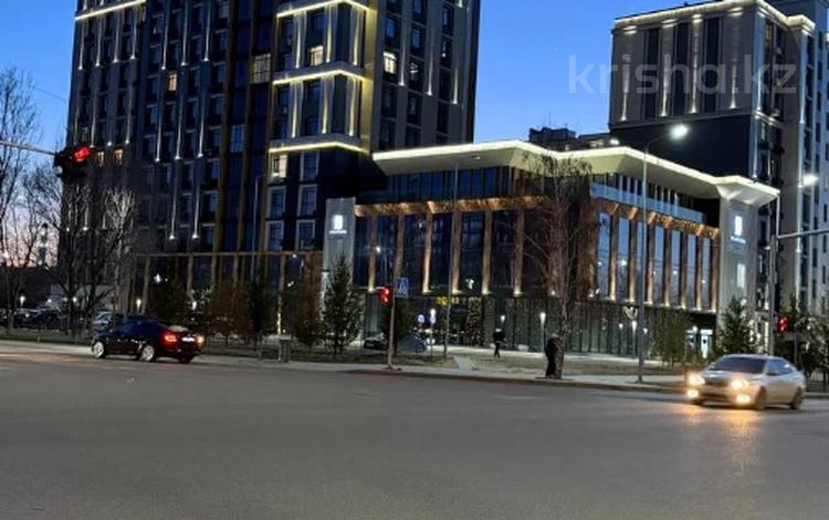4-комнатная квартира · 110.7 м² · 3/17 этаж, мкр Юго-Восток, Строителей 28/5 за 54 млн ₸ в Караганде, Казыбек би р-н — фото 2