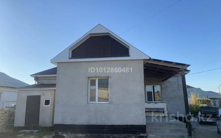 Жеке үй · 4 бөлме · 200 м² · 150 жүзд., Арай 467 — Мектеп, садик, магазин, бағасы: 15 млн ₸ в Атамекене — фото 2