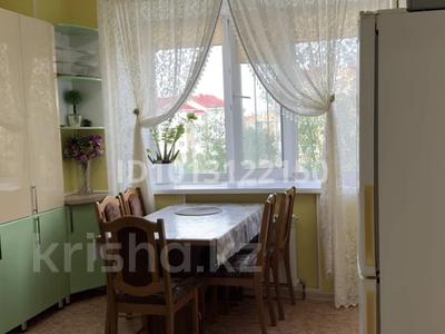 3-бөлмелі пәтер · 85 м² · 4/5 қабат, мкр. Алтын орда 9/4, бағасы: 200 000 ₸ в Актобе
