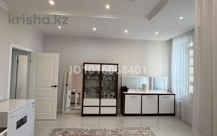 3-комнатная квартира · 93 м² · 9/14 этаж, Туркестан 14 — Орынбор за 650 000 ₸ в Астане, Есильский р-н — фото 32