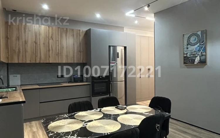 2-комнатная квартира · 58 м² · 1/10 этаж, Сырым батыра 2A за 300 000 〒 в Шымкенте — фото 2