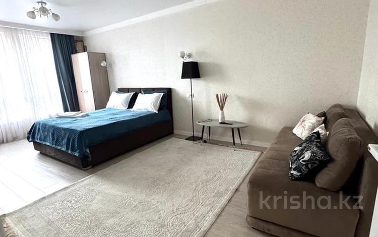 1-бөлмелі пәтер · 50 м² · 4/13 қабат, Просп. Назарбаева 28, бағасы: 20 000 ₸ в Алматы, Алмалинский р-н — фото 12