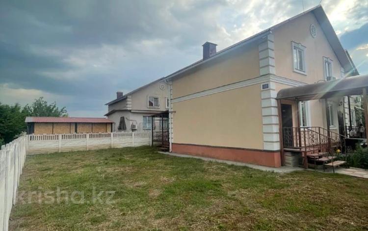 Отдельный дом · 3 комнаты · 73 м² · 2 сот., Дулат Бабатайулы 56 за 44 млн 〒 в Алматы, Алатауский р-н — фото 3