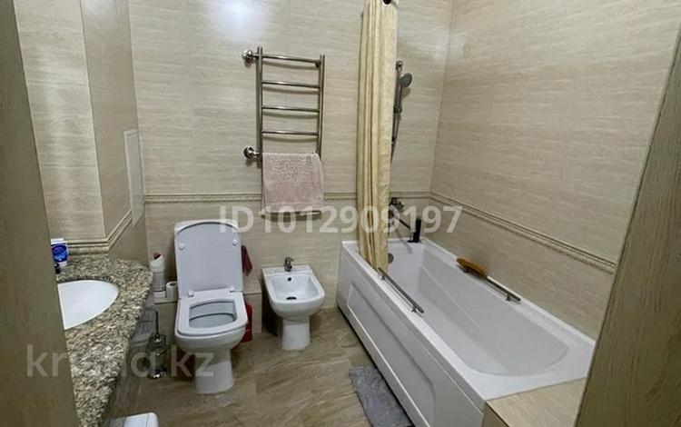 2-бөлмелі пәтер · 83.6 м² · 3/16 қабат, Радостовца 124, бағасы: 450 000 ₸ в Алматы, Бостандыкский р-н — фото 2