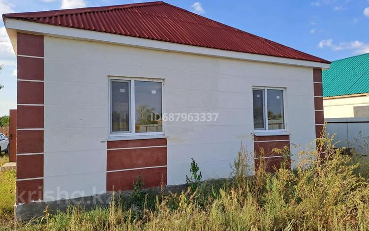 Жеке үй · 3 бөлме · 80 м² · 8 жүзд., Курмангазы 4У, бағасы: 18 млн ₸ в Жаик-2 — фото 2
