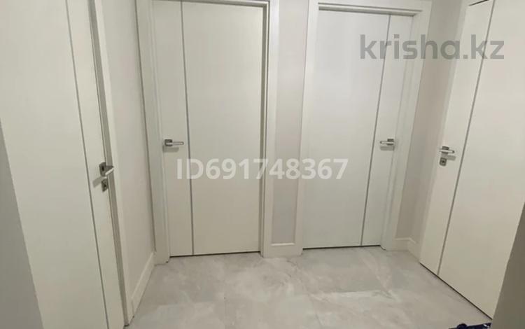 1-комнатная квартира, 40 м², 4/9 этаж помесячно, Абая 130