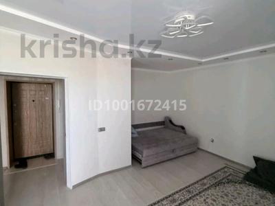 Аренда квартир в Актюбинской обл.: 1-комнатная квартира · 43 м² · 8/8 этаж, мкр 12, Мкрн 12вг 54 — Возле Мағжана Жумабаева среди коттеджей за 140 000 〒 1-комнатная квартира · 43 м² · 8/8 этаж, мкр 12, Мкрн 12вг 54 — Возле Мағжана Жумабаева среди коттеджей за 140 000 〒 в Актобе