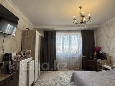 2-комнатная квартира · 61 м² · 5/10 этаж, мкр Аксай-1 за 43 млн 〒 в Алматы, Ауэзовский р-н