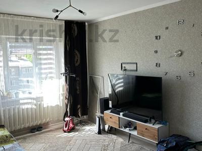 Продажа квартир в Алматы: 1-комнатная квартира · 40 м² · 6/9 этаж, мкр Аксай-4 — Бауыржан Момышулы за 27.5 млн 〒 1-комнатная квартира · 40 м² · 6/9 этаж, мкр Аксай-4 — Бауыржан Момышулы за 27.5 млн 〒 в Алматы, Ауэзовский р-н