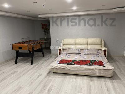 Дом · 4 комнаты · 100 м², Казыбек нуржанова 112 — Школа 12 за 40 000 ₸ в Балхаше
