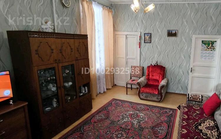 2-комнатная квартира · 50 м² · 3/4 этаж, мкр Новый Город, Лободы 10 — Кукольный театр Буратино за 24 млн 〒 в Караганде, Казыбек би р-н — фото 2