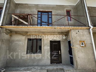 Отдельный дом · 5 комнат · 120 м² · 400 сот., мкр Акбулым, Тауке хана 18 за 28.5 млн ₸ в Таразе