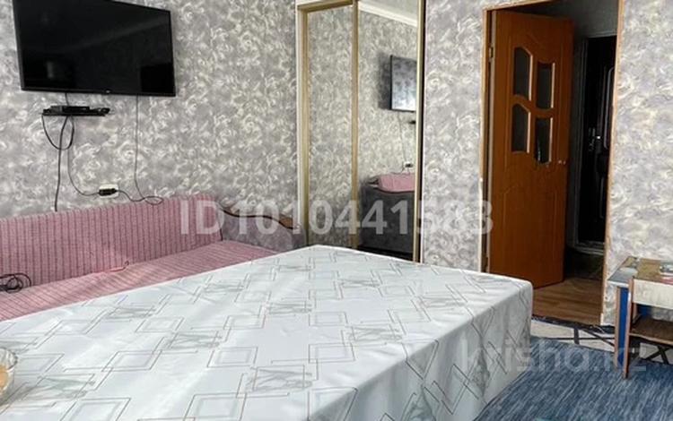 1-бөлмелі пәтер · 41.9 м² · 5/5 қабат, Абая 49 — Шестиподьездка, бағасы: 9 млн ₸ в  — фото 2