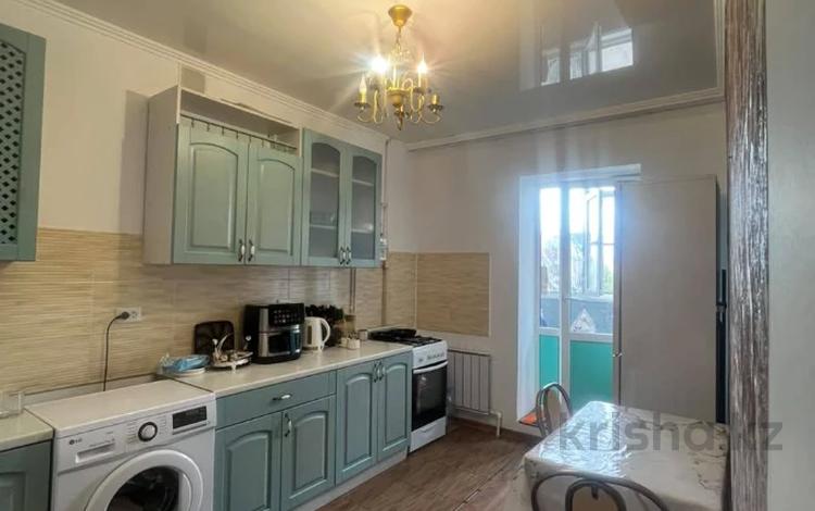 1-комнатная квартира · 49.2 м² · 4/5 этаж, мкр. Алтын орда, Тауелсиздик пр-т за 18.5 млн ₸ в Актобе — фото 4