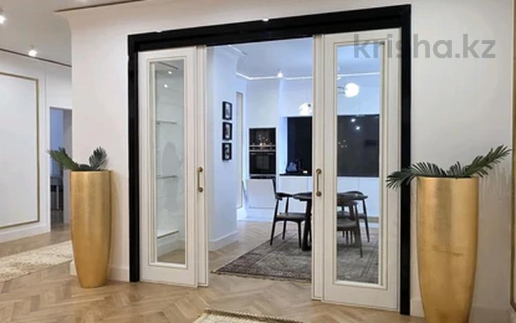 4-комнатная квартира · 240 м² · 5/7 этаж, Мәңгілік Ел 29 за 250 млн ₸ в Астане, Есильский р-н — фото 2