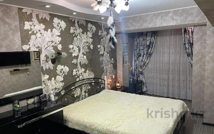 2-комнатная квартира · 55 м² · 8/9 этаж, мкр Самал-1 4 за 59 млн ₸ в Алматы, Медеуский р-н — фото 8