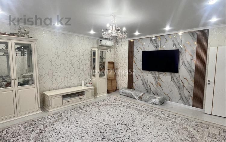 3-бөлмелі пәтер · 76 м² · 1/4 қабат, Көктем 58, бағасы: 20 млн ₸ в Жанаозен — фото 2