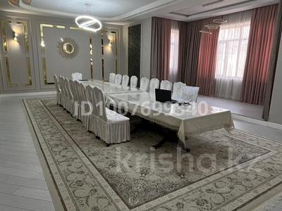 Отдельный дом · 9 комнат · 530 м² · 12 сот., мкр Улы Дала, Азаттык 26 — Район ОПЦ за 138 млн ₸ в Таразе