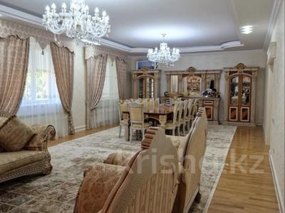 Отдельный дом · 6 комнат · 400 м² · 10 сот., Нарсай 4 за 3 млн ₸ в Атырау, мкр Авангард-3