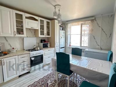4-комнатная квартира · 93.4 м² · 8/9 этаж, мкр 12 за 31 млн ₸ в Актобе