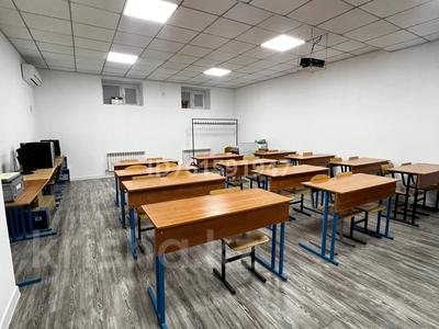 Свободное назначение, офисы, магазины и бутики, склады, салоны красоты, образование · 251 м² за 49 млн 〒 в Актау, 19-й мкр