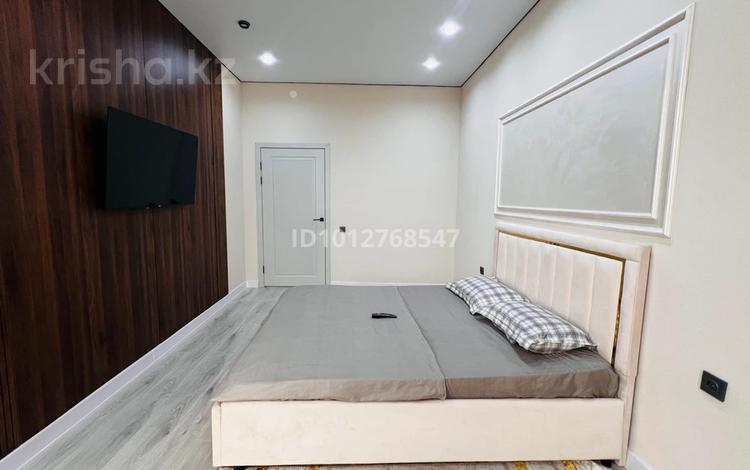 1-бөлмелі пәтер · 50 м² · 10/17 қабат, 17-ш/а. — ЖК FLORENCE, бағасы: 15 000 ₸ в Актау, 17-й мкр — фото 2
