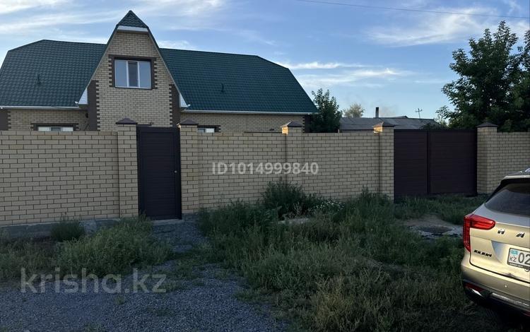Отдельный дом · 6 комнат · 300 м² · 16 сот., Пушкина — По улице Пушкина за 78 млн ₸ в Аксу — фото 2