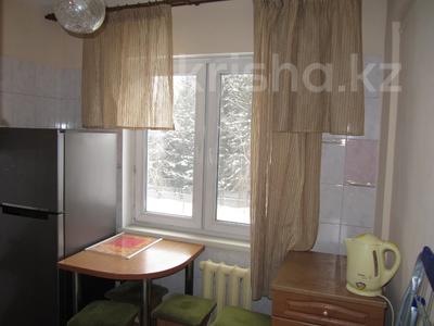 3-комнатная квартира · 65 м² · 3/5 этаж, Канипы Битибаевой 18 — Виноградова за 20.5 млн 〒 в Усть-Каменогорске