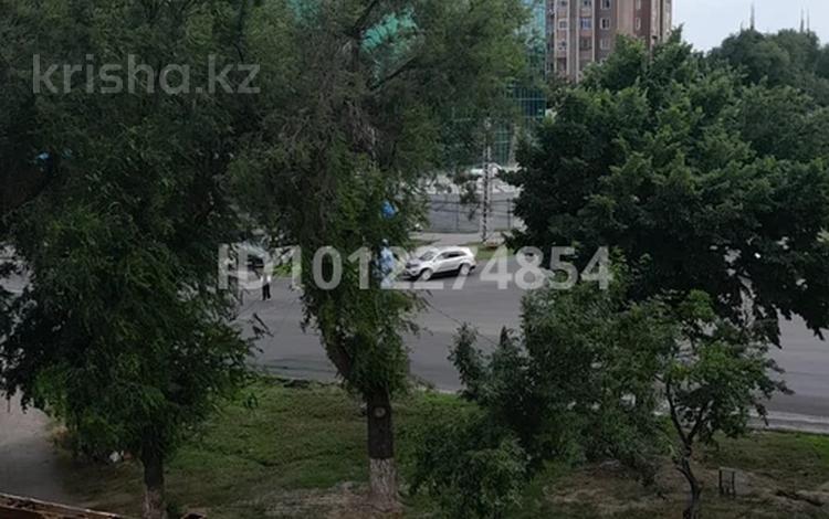 3-бөлмелі пәтер · 65 м² · 4/5 қабат, Рысбек батыр көш. 2А, бағасы: 130 000 ₸ в Таразе — фото 17