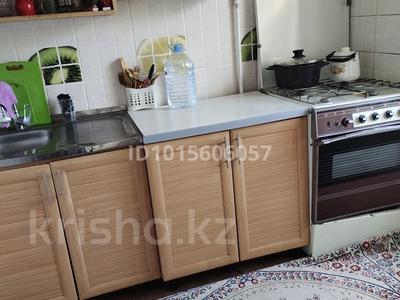 1-бөлмелі пәтер · 30 м² · 5/5 қабат, Шанхай ш/а., бр жубанова 198 — Продам 1 комнатной б/у квартиры Брак жуб 198 5 этаж с крышей нет проблем крышка скатная нотежной потолок кондиционер домафон космитический ремонт хороший, бағасы: 7.5 млн ₸ в Актобе, мкр Шанхай