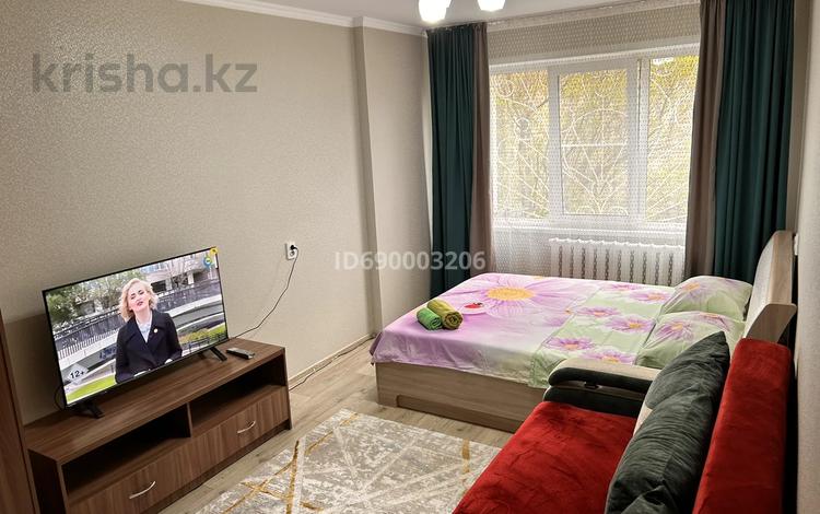 1-бөлмелі пәтер · 34 м², Казахстан — Центрального рынка , торговый дом Валентина., бағасы: 3 000 ₸ в Усть-Каменогорске — фото 10