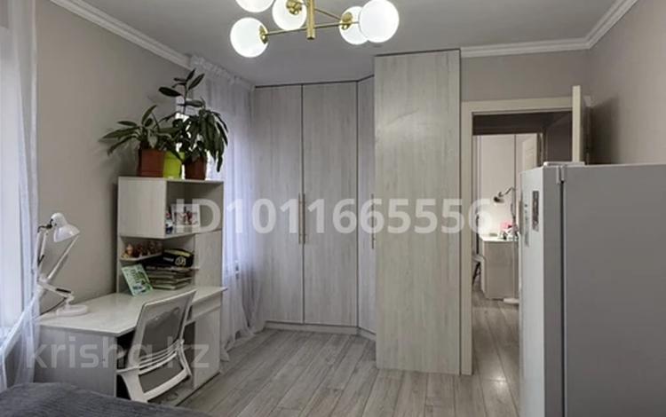 3-бөлмелі пәтер · 56.3 м² · 4/4 қабат, мкр №1 74, бағасы: 35.5 млн ₸ в Алматы, Ауэзовский р-н — фото 2